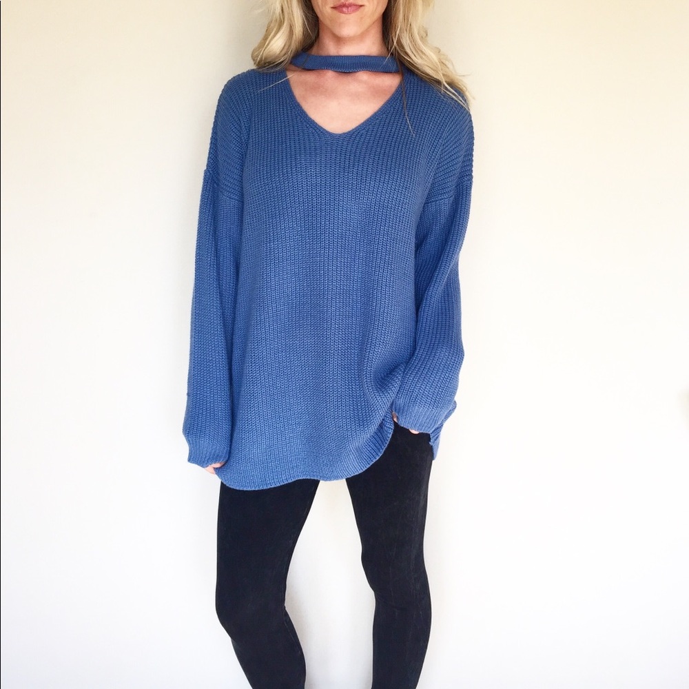 Blue choker oversized sweater